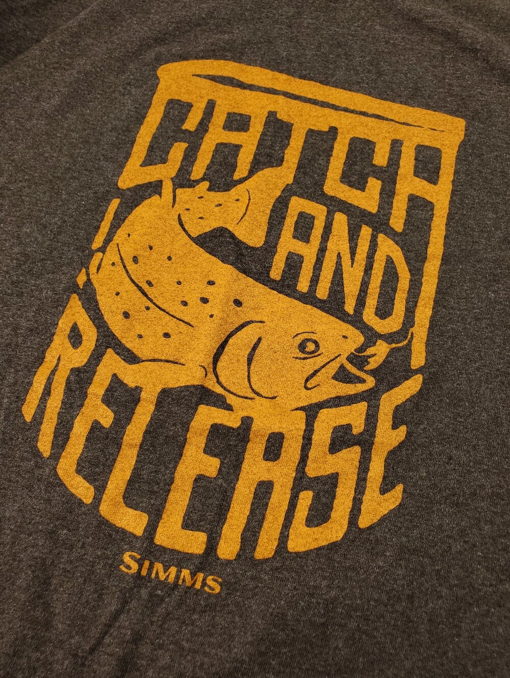Simms Fishing Catch Release Trout Graphic T Shirt XL Gray Short Sleeve Angler - Picture 4 of 6